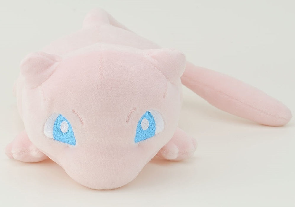 Pokémon: Mofu Mofu Arm Pillow Mew