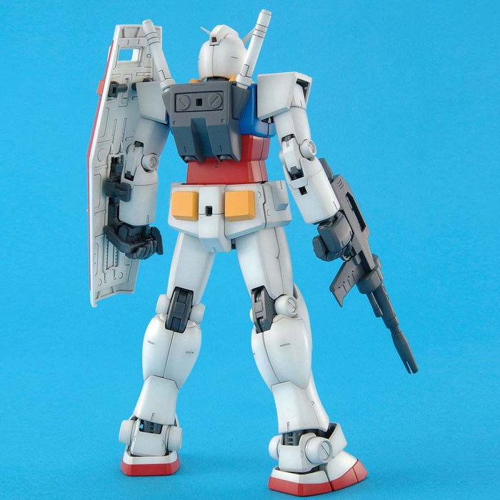 1/100 MG RX-78-2 Gundam Ver.2.0